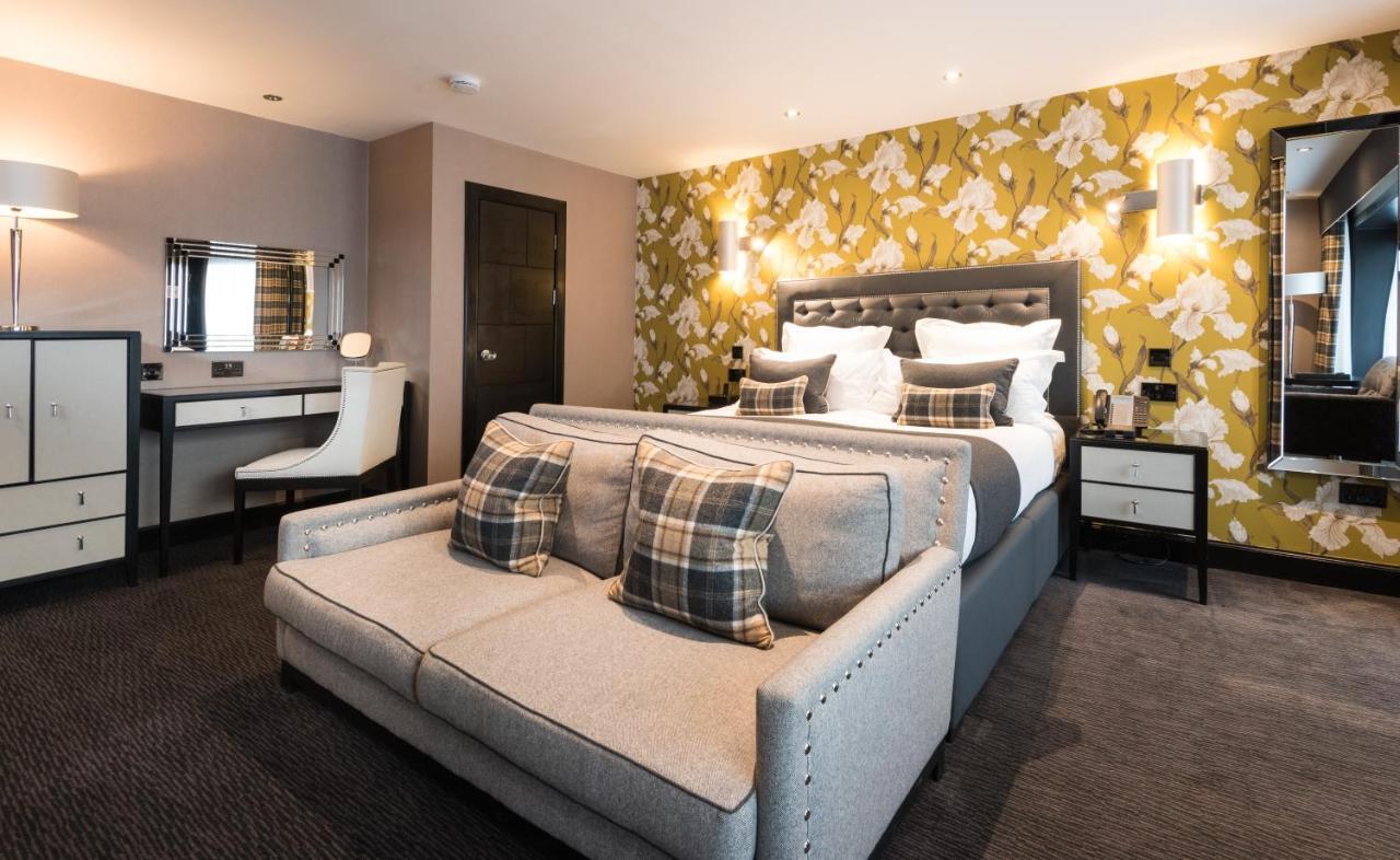 Superior Woodland Lodge King Room
